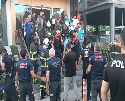 Batman'daki Spor Salonu Yangınında İhmaller Zinciri Araştırılıyor