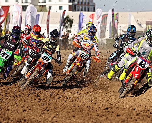 Herlings Türkiye'de Kazandı, MXGP'de Şampiyon