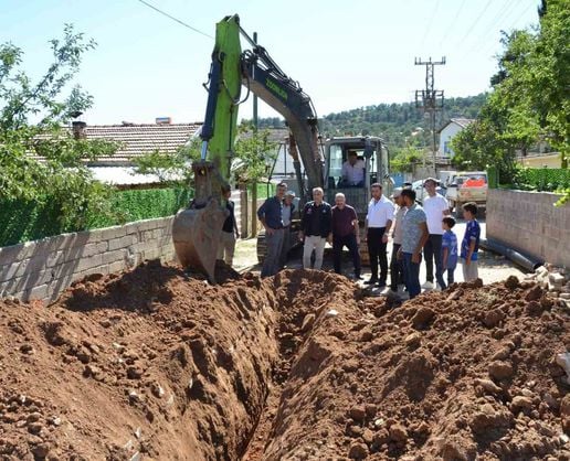 Emet’te köylerin altyapı çalışmaları yerinde incelendi