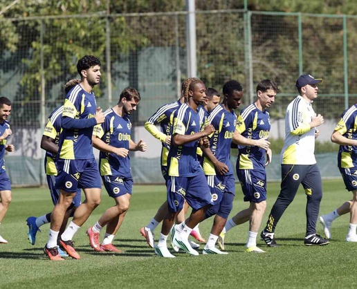 Fenerbahçe, Aston Villa ile 14 Ekim'deki Şampiyonlar Ligi maçına hazırlanıyor