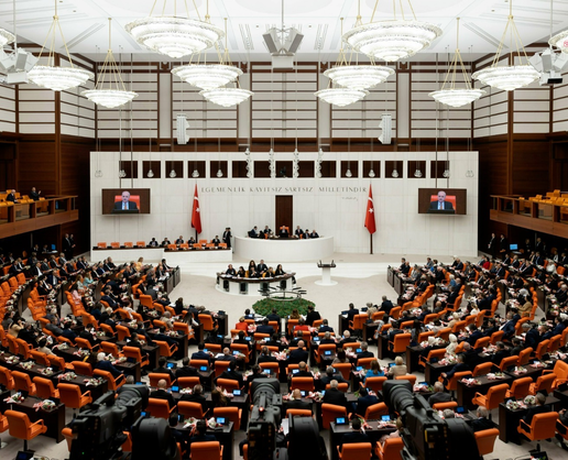 TBMM'de fon krizi teklifinin görüşmelerine başlandı, 455 bin 700 mağdur var