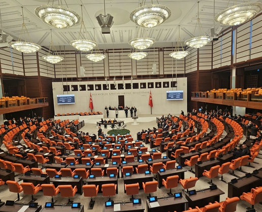 AK Parti önergesiyle 17 Eylül 2026 öncesi iade talimatı verenler tasfiye kapsamına alındı