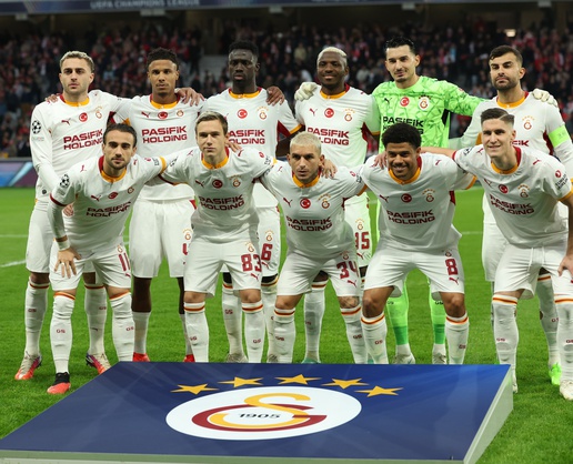 Galatasaray, Lille'i deplasmanda 4-2 yenip Şampiyonlar Ligi'nde ilk galibiyetini aldı