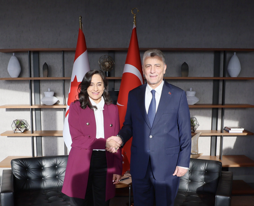 Bolat, Kanada Dışişleri Bakanı Anand ile görüştü, Eximbank-EDC mutabakatı imzalandı