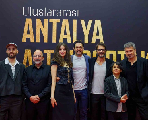 63. Altın Portakal Film Festivali'nde uzun metraj yarışmaları sürüyor