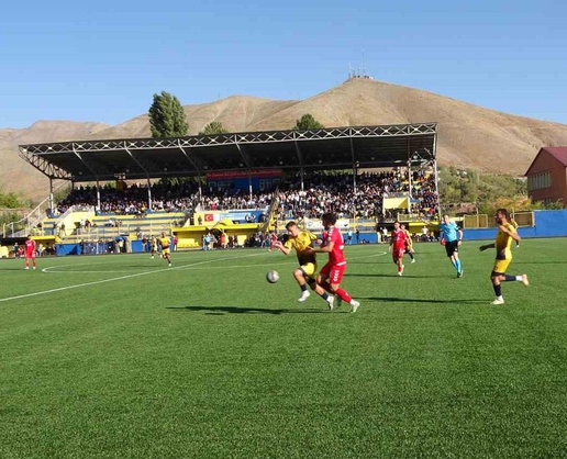 Kupada büyük sürpriz! 3. Lig ekibi eski Süper Lig takımına gol yağdırdı