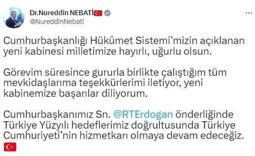 Koltuğu devreden eski bakanlardan peş peşe veda paylaşımı
