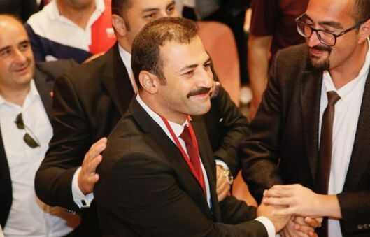 Talat Yalaz kimdir? CHP Eskişehir İl Başkanı Talat Yalaz kaç yaşında, nereli? Talat Yalaz biyografisi!