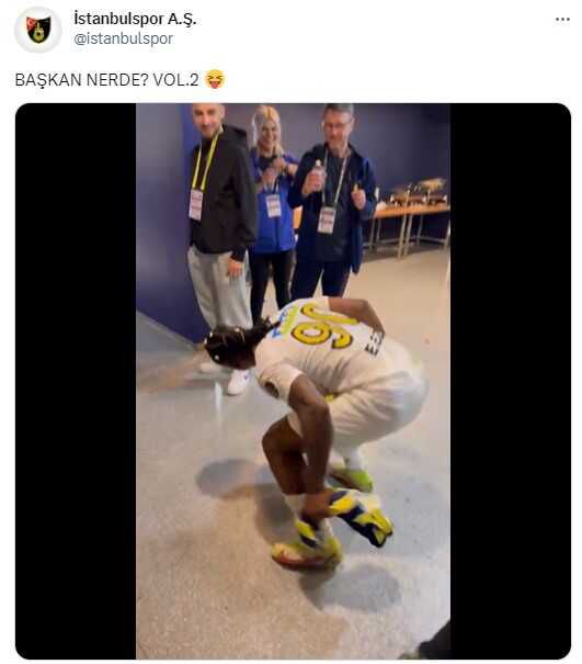 Olay paylaşım! Fenerbahçe'yi yıkan Eze, soyunma odasına dalıp her yerde başkanı aradı