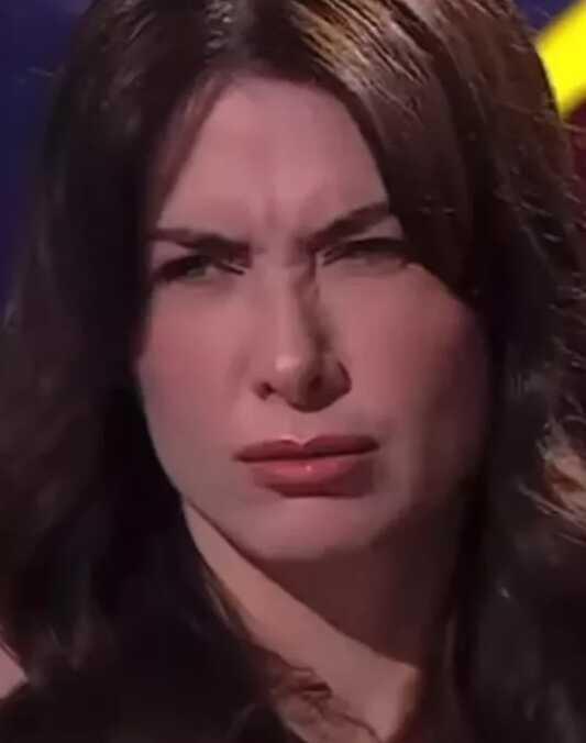 'Botoksum yok' diyen Nefise Karatay'a Demet Akalın'dan bomba yorum! Resmen ifşa etti