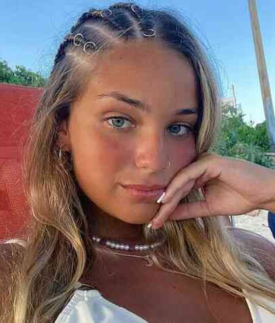 21 yaşındaki Arjantinli influencer, Catalina Gutierrez takıntılı sınıf arkadaşı tarafından öldürüldü