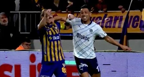 Fenerbahçe, Eyüpspor ile deplasmanda 1-1 berabere kaldı