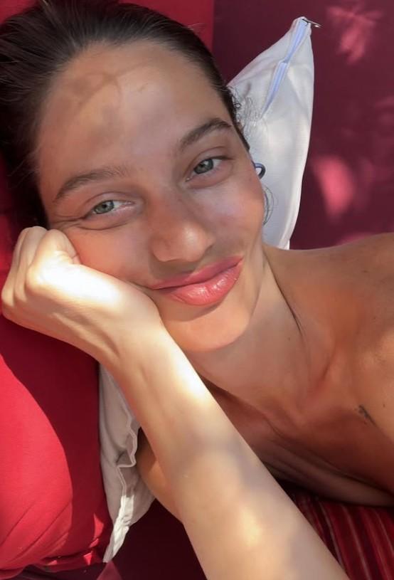 Yaz sezonunu Fethiye'de açan Gülcan Arslan cesur pozlarıyla nefes kesti