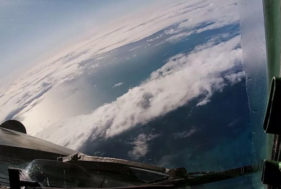 Putin İngiltere'ye nükleer bombardıman uçakları gönderdi, NATO harekete geçti