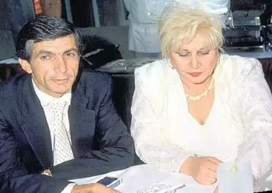 Muazzez Abacı'nın film gibi hayatی! Gözlerden uzak büyüttüğü bir kızی vardی