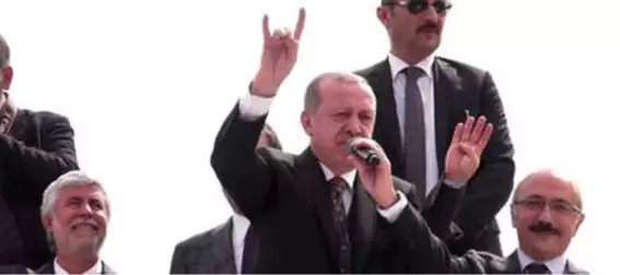 Erdoğan: Bozkurt İşaretiyle İlgili İlk Kez Konuştu: Farkında Değilim, Spontane Oldu