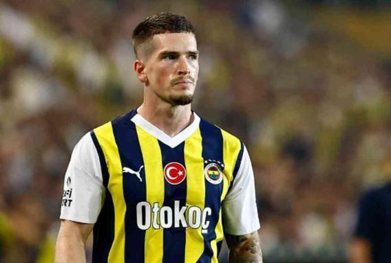 Kapıyı gösterdiler ama nafile! Ryan Kent'ten bir teklife daha ret