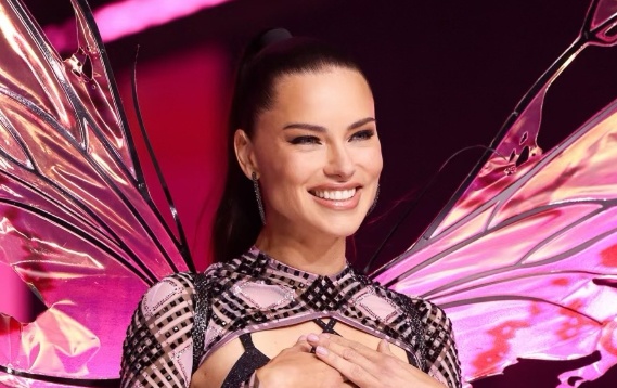Victoria Secret ta Adriana Lima Gigi Hadid Barbara Palvin Podyuma Ne Victoria Secret ta Adriana Lima Gigi Hadid Barbara Palvin Podyuma Ne