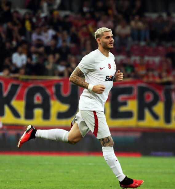 Son Dakika: Süper Lig'in ilk haftasında Galatasaray, Kayserispor'la deplasmanda golsüz berabere kaldı