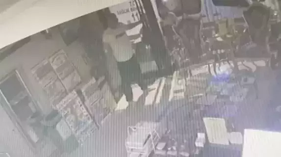 Otel çevresinde inceleme ve ambulans