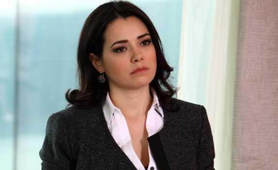 Özgü Namal ve Özcan Deniz'in yeni dizisi nedir? Özgü Namal ve Özcan Deniz dizisi ne zaman yayınlanacak?