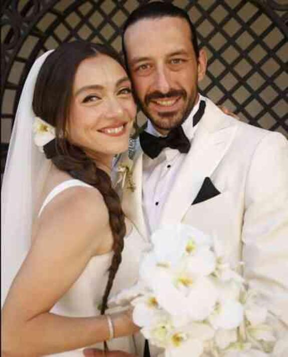 Merve Dizdar evleniyor mu? Merve Dizdar evlendi mi, kiminle evleniyor?