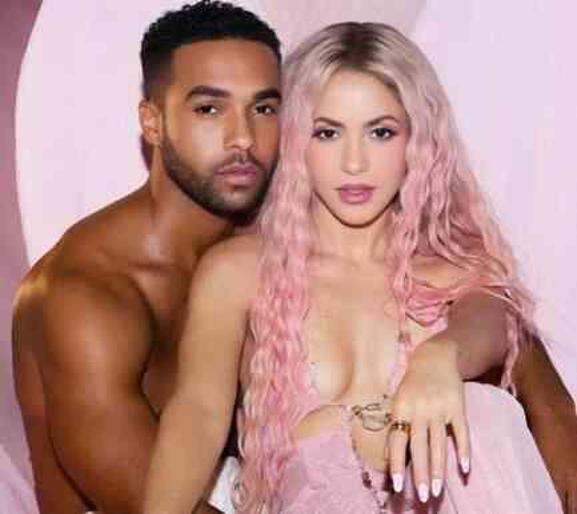 Shakira'nın 16 yaş küçük sevgilisi kim? Klip çekimi aşka mı dönüştü? Lucien Laviscount kimdir?