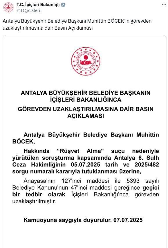 Tutuklanan Muhittin Böcek görevden uzaklaştırıldı