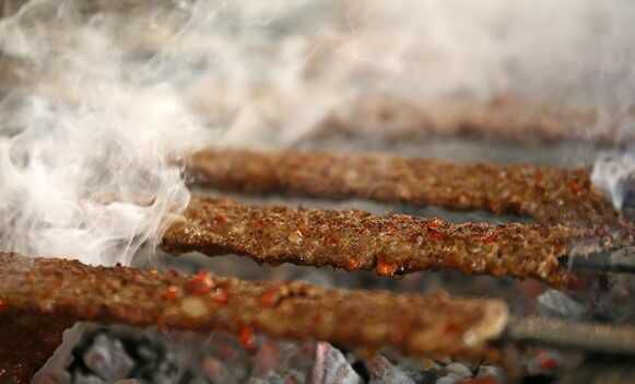 Adana mı acı Urfa mı? Adana kebap acı mı? Urfa kebap acı mı? Hangi kebap acı oluyor?