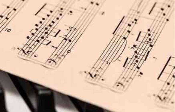 Dilber Evin Barkın Yok Mu Senin şarkı sözleri! İnci Taneleri dizisi Dilber Evin Barkın Yok Mu Senin şarkısının sözleri nelerdir?