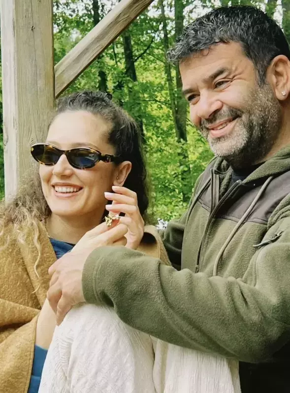 Bülent Şakrak'tan sevgilisine romantik doğum günü mesajı