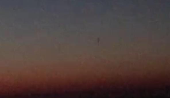 Gökyüzünden düşen paraşüte benzer nesne, meteoroloji balonu çıktı