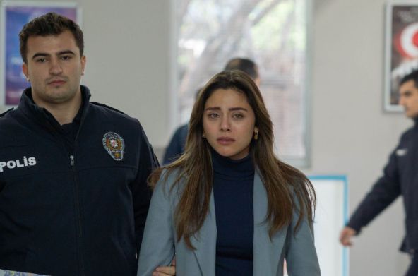 Kızılcık Şerbeti CANLI İZLE! Show TV Kızılcık Şerbeti 80. bölüm yeni bölümde neler oldu SON BÖLÜM izle!