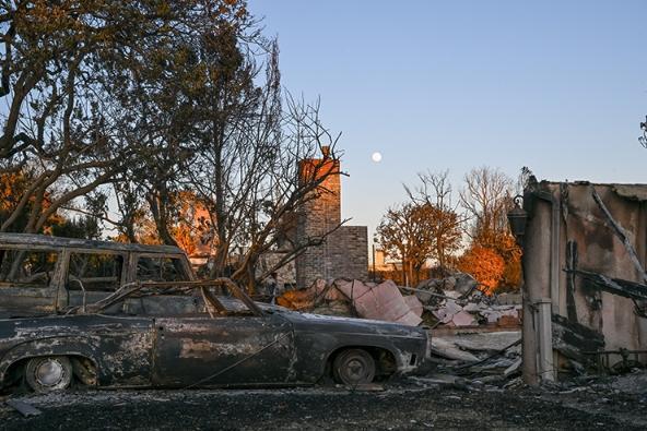 ABD yangın uydu görüntüsü! Los Angeles'taki yangından öncesi ve sonrası görüntüler…