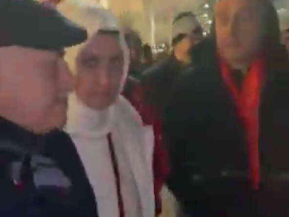 TFF Başkanı Büyükekşi'ye Avusturya'da sert protesto: Sattınız ülkeyi, defol git