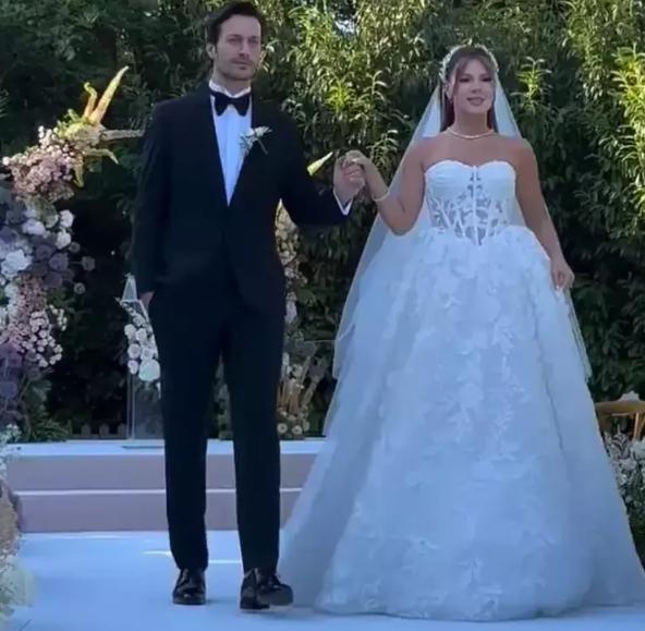 Feyyaz Şerifoğlu ve Merve Dinçkol'un Mutlu Günü