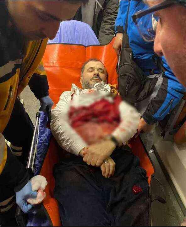 İmamı bıçaklayan saldırgan namaz sırasında 'Allahuekber putları camiden çıkartın' diye bağırmış