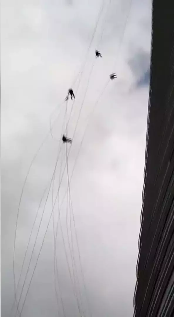 Fırtına, Ümraniye'deki İşçileri Zor Durumda Bıraktı