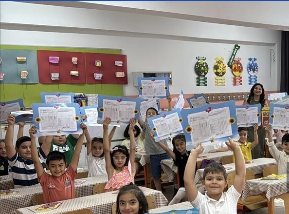 Karne tebrik mesajları 2025! En güzel karne mesajları!