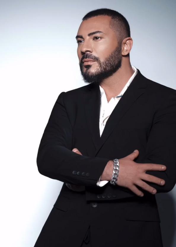 İstanbul'un göbeğinde şarkı söyledi, kim olduğunu fark eden şaştı kaldı