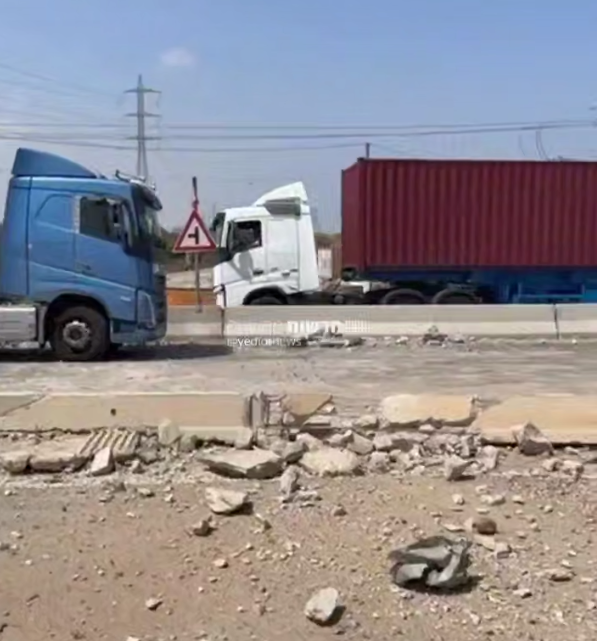 İran'dan misilleme! Füze yağmuru sonrası İsrailliler sığınaklara kaçıyor