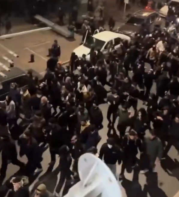 İran kaosa sürükleniyor! Ölü sayısı 20'ye yükseldi, en kanlı müdahale İlam'da