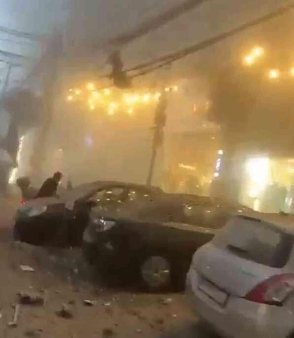 İsrail, Lübnan'ın başkenti Beyrut'u vurdu