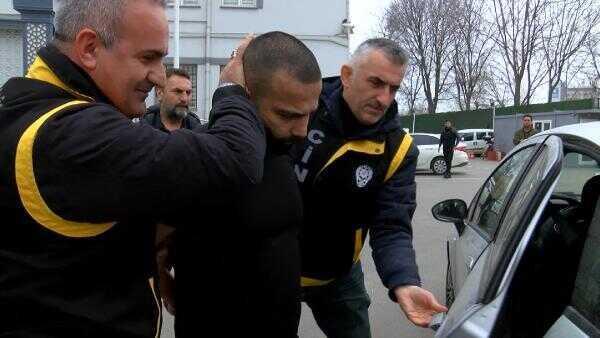 Oğlunun başı kesilerek öldürüldüğünü duruşmada öğrenen anne felç, kardeşi kalp krizi geçirdi