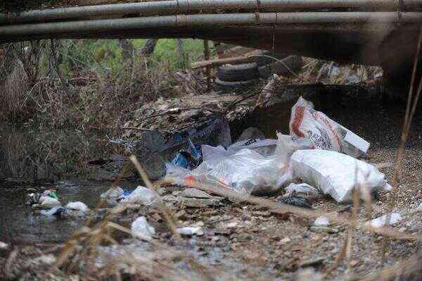 Demirtaş Deresi Kimyasal Atıklarla Turuncuya Boyandı