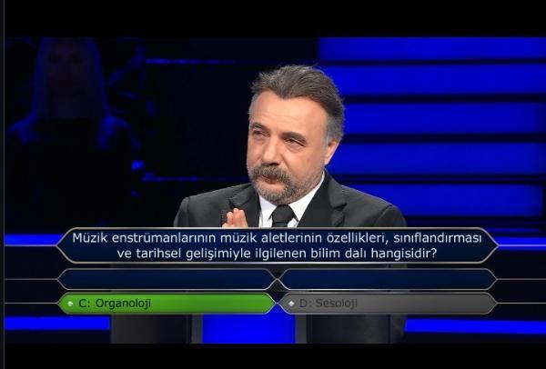 Müzik enstrümanlarının özelliklerini, sınıflandırması ve tarihsel gelişimiyle ilgilenen bilim dalı hangisidir?
