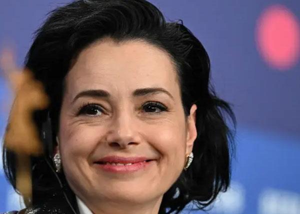 Berlin'deki festivale Özgü Namal'ın 'Türkiye' yanıtı damga vurdu