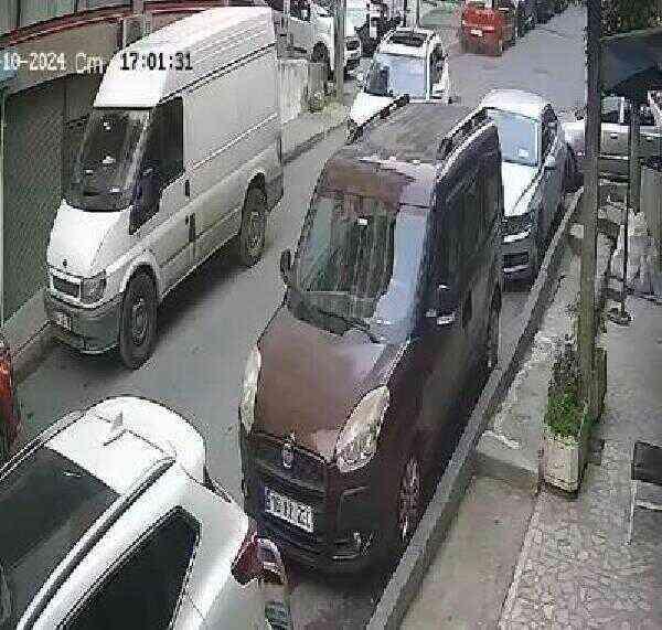 İstanbul Küçükçekmece'de AK Parti'nin seçim çalışmasına silahlı saldırı: 1 kişi yaralandı