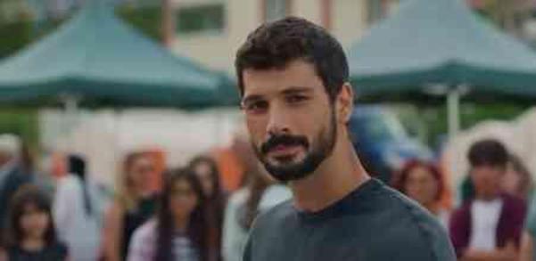 Hudutsuz Sevda CANLI izle, SON BÖLüM izle! Hudutsuz Sevda 4. bölüm. Bölüm FOX TV CANLI izle!