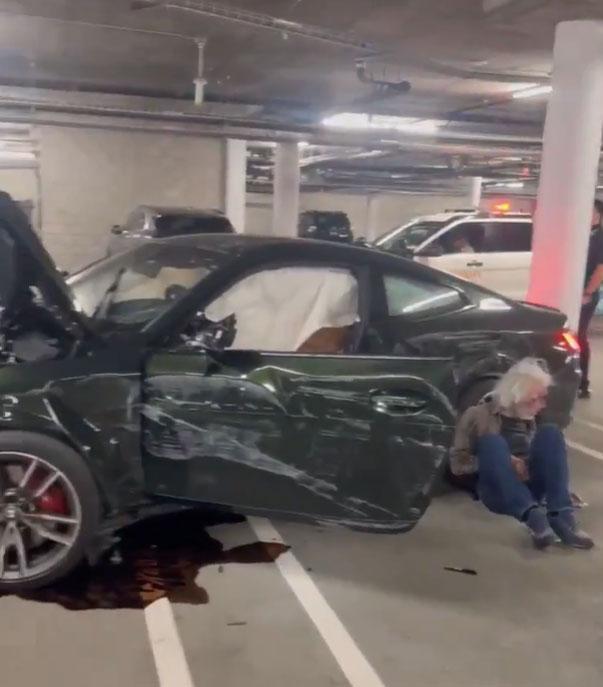 Yaşlı adamın yaptığı hem köpeğin hem de sahibinin ağızlarını açık bıraktı